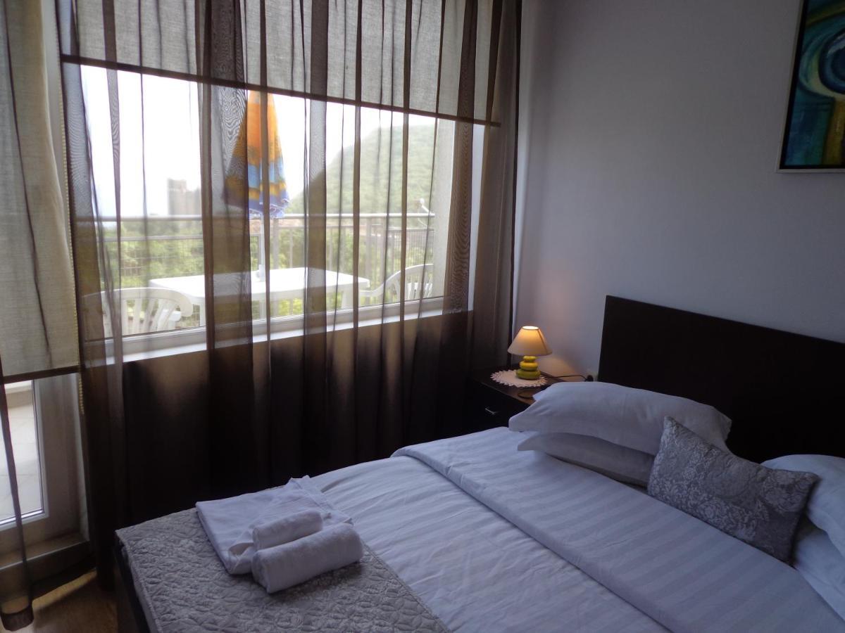 Kavarna Hills Apartments Ngoại thất bức ảnh