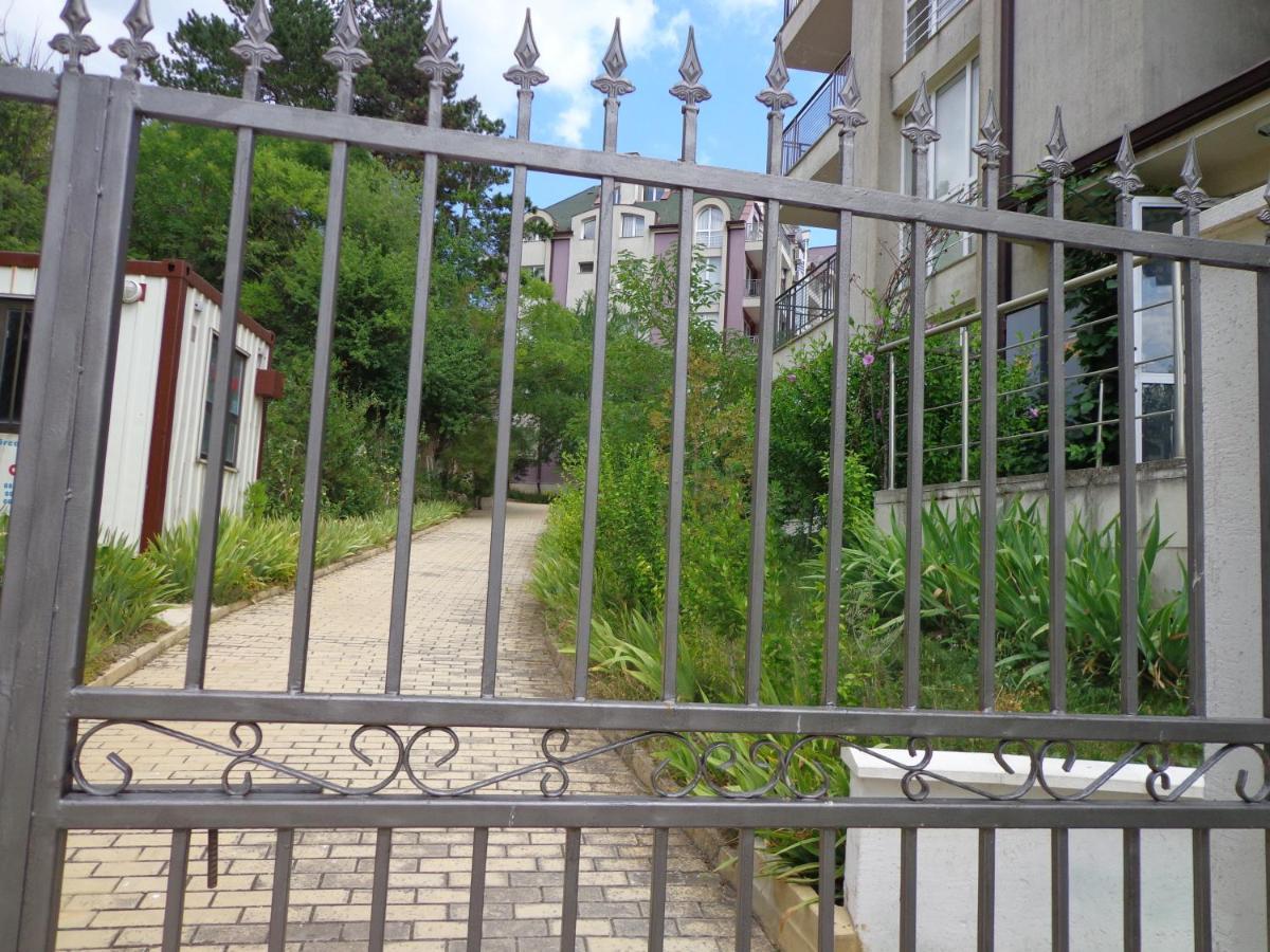 Kavarna Hills Apartments Ngoại thất bức ảnh