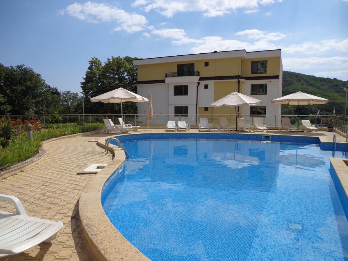 Kavarna Hills Apartments Ngoại thất bức ảnh