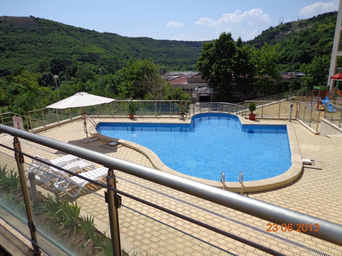 Kavarna Hills Apartments Ngoại thất bức ảnh